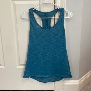 Loose lululemon tank top